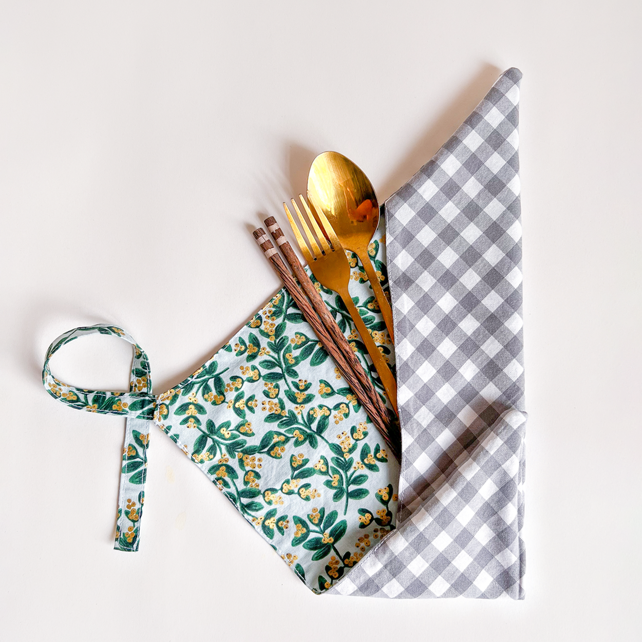 Mistletoe Cutlery Pouch